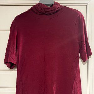 Michael Kors - Large L - Maroon Mid Length Sleeve Turtleneck